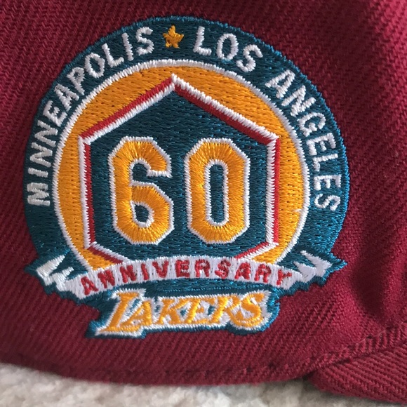 Lakers fitted - Picture 2 of 8